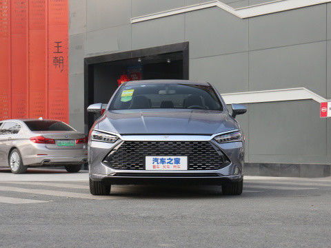 Narodowy VI BYD QIN PLUS 2021 EV DM-I 55KM 1.5L 81kW 4 drzwi 5 siedzenia Sedan