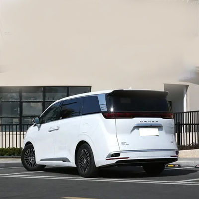 BYD Denza D9 EV Chiński elektryczny MPV 600km 7-osobowy z napędem na cztery koła