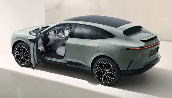 Avatr 11 Chiński elektryczny SUV luksusowy dla rodziny 19.03kwh/100km