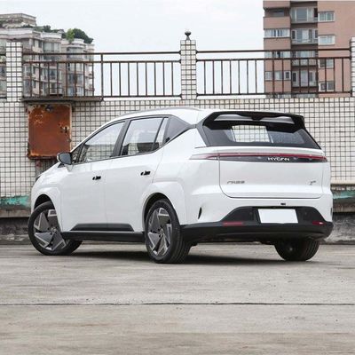 Hycan Z03 Chiński elektryczny SUV Kompaktowy SUV z zasięgiem 620 km
