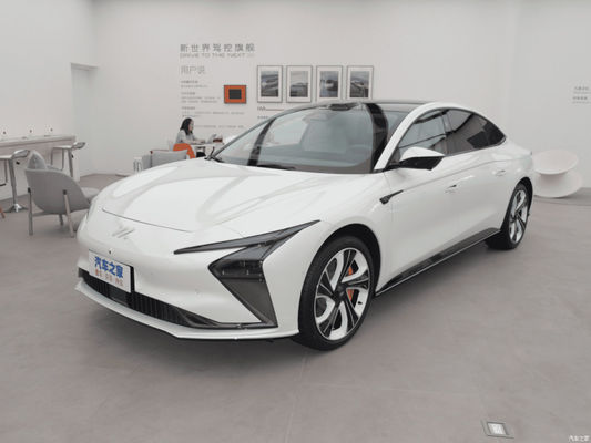 IM L7 EV 2023 Elite Chinese Electric Sedan Cruise Działalność 675 km