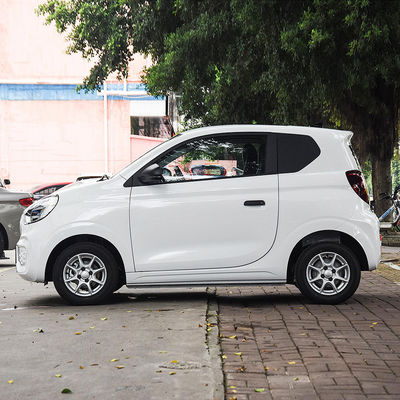 ROEWE CLEVER Chiński Mini Elektryczny Samochód Czysty Elektryczny Pojazd 9,9kwh/100km
