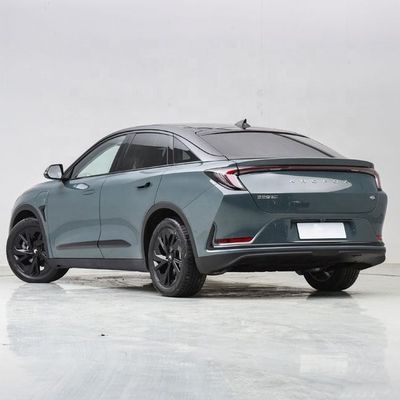 ARCFOX αS Chiński elektryczny sedan autonomiczny z Huawei