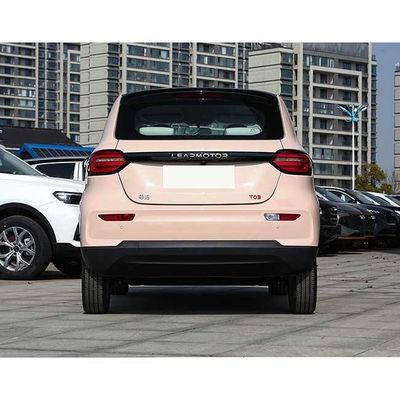 LEAPMOTOR T03 Chiński mini samochód elektryczny 200-403KM do transportu miejskiego