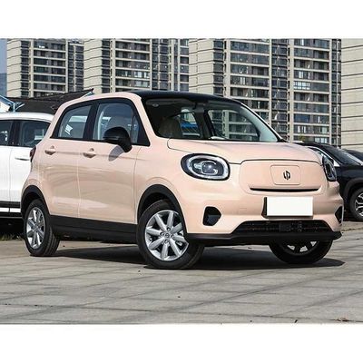 LEAPMOTOR T03 Chiński mini samochód elektryczny 200-403KM do transportu miejskiego