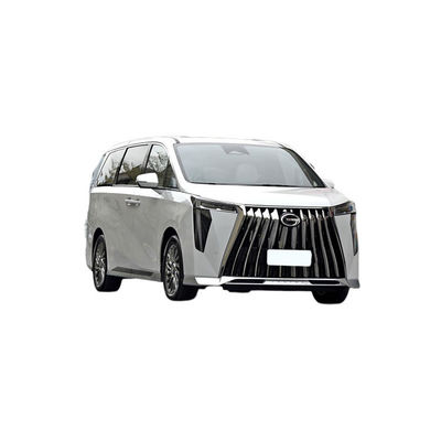 GAC M8 Chiński samochód napędzany paliwem 5 drzwi 7 miejsc MPV Motor 2.0T