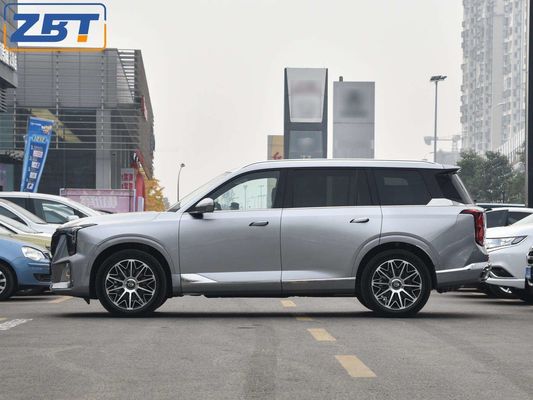 2023 GAC Trumpchi GS8 2.0T 7-osobowy duży luksusowy SUV jest dostępny w napędzie na dwa i cztery koła.