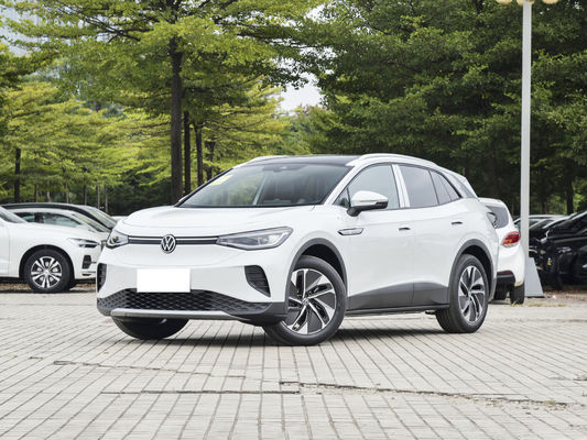 2024 Volkswagen ID.4 CROZZ, zasięg 442-600 km.