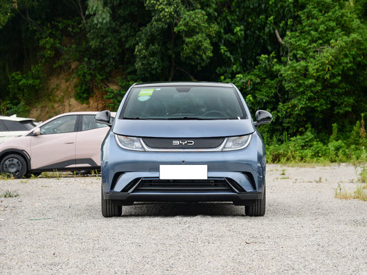 2025 BYD Dolphin, najdoskonalszy mały samochód elektryczny w Chinach.