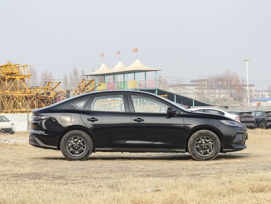 BYD-Seal 05 DM-i Nowa generacja BYD DM-i Technologia Kompleksowy zasięg 800Km
