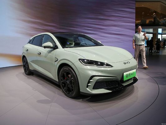 25 BYD Seal06GT, z zasięgiem 505KM-605KM, z napędem na cztery koła i napędem na dwa koła z dwoma systemami.