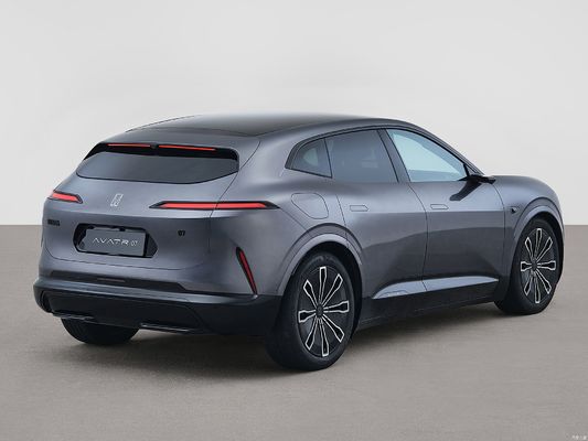 Changan Avatr 07 jest nową marką wysokiej klasy stworzoną wspólnie przez CATL, Huawei i Chang'an Automobile.co czyni go najbardziej opłacalnym inteligentnym napędem.