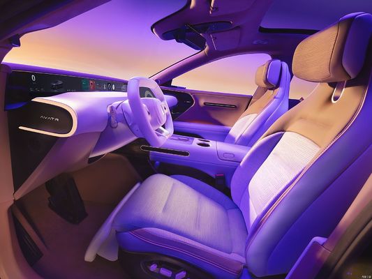 Chiński elektryczny MPV 6-osobowy hybryda plug-in L2 autonomiczny