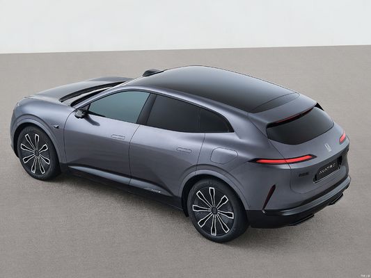 Changan Avatr 07 jest nową marką wysokiej klasy stworzoną wspólnie przez CATL, Huawei i Chang'an Automobile.co czyni go najbardziej opłacalnym inteligentnym napędem.