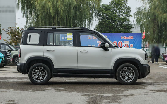 Baojun Yueye Plus jest chińskim pojazdem elektrycznym o charakterystycznym kształcie kwadratowym, oferującym zasięg CLTC 401 km. Dostępny jest w wersjach 5- i 4-osobowych.Zapewniają wyjątkową jakość dla pieniędzy