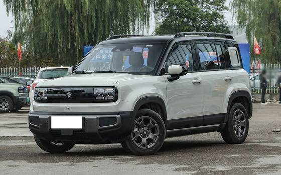 Baojun Yueye Plus jest chińskim pojazdem elektrycznym o charakterystycznym kształcie kwadratowym, oferującym zasięg CLTC 401 km. Dostępny jest w wersjach 5- i 4-osobowych.Zapewniają wyjątkową jakość dla pieniędzy
