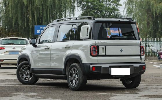 Baojun Yueye Plus jest chińskim pojazdem elektrycznym o charakterystycznym kształcie kwadratowym, oferującym zasięg CLTC 401 km. Dostępny jest w wersjach 5- i 4-osobowych.Zapewniają wyjątkową jakość dla pieniędzy